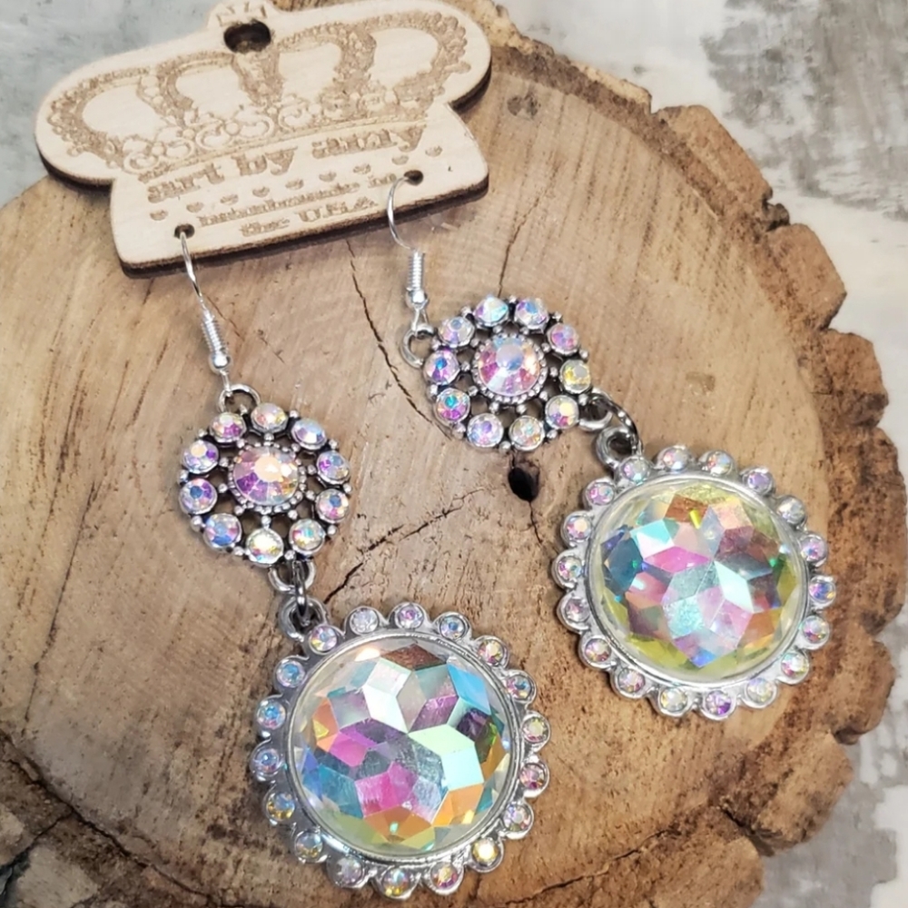 RAINBOW EARRINGS ART BY AMY